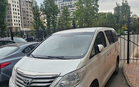 Toyota Alphard III, 2012 год, 1 750 000 рублей, 8 фотография