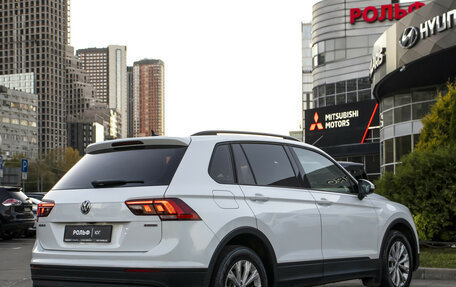 Volkswagen Tiguan II, 2020 год, 2 115 000 рублей, 5 фотография