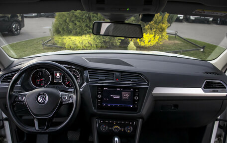 Volkswagen Tiguan II, 2020 год, 2 115 000 рублей, 13 фотография