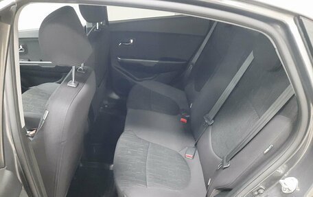 KIA Rio III рестайлинг, 2012 год, 896 000 рублей, 14 фотография