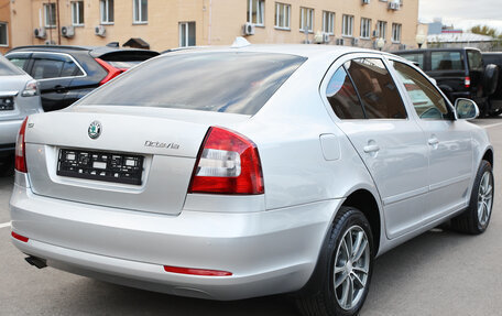 Skoda Octavia, 2011 год, 670 000 рублей, 2 фотография