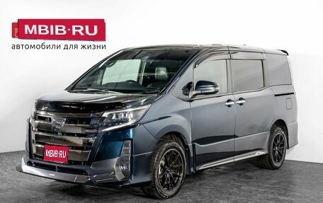 Toyota Noah III, 2018 год, 2 320 000 рублей, 1 фотография