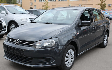Volkswagen Polo VI (EU Market), 2010 год, 570 000 рублей, 1 фотография