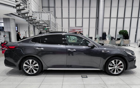 KIA Optima IV, 2018 год, 2 050 000 рублей, 8 фотография
