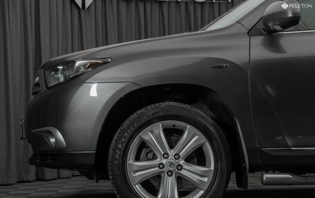 Toyota Highlander III, 2011 год, 1 680 000 рублей, 27 фотография