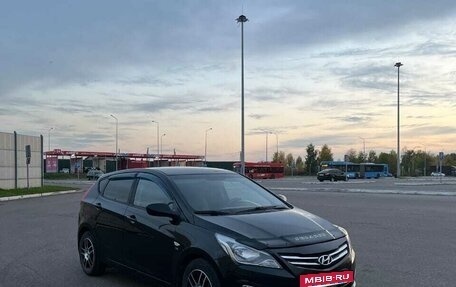 Hyundai Solaris II рестайлинг, 2016 год, 1 090 000 рублей, 4 фотография