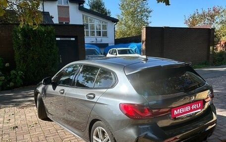 BMW 1 серия, 2020 год, 2 725 000 рублей, 8 фотография