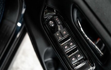 Toyota Noah III, 2018 год, 2 320 000 рублей, 19 фотография