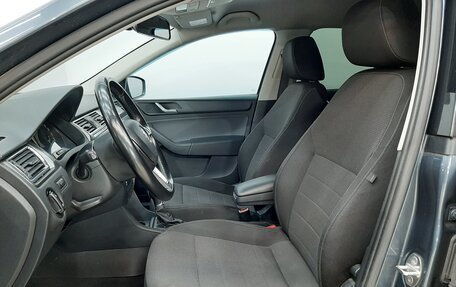 Skoda Rapid I, 2015 год, 840 000 рублей, 10 фотография