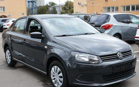 Volkswagen Polo VI (EU Market), 2010 год, 570 000 рублей, 3 фотография
