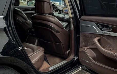 Audi A8, 2012 год, 1 880 000 рублей, 18 фотография