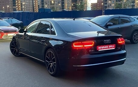 Audi A8, 2012 год, 1 880 000 рублей, 21 фотография