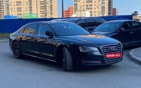 Audi A8, 2012 год, 1 880 000 рублей, 23 фотография