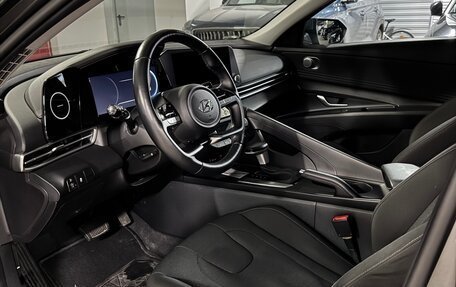 Hyundai Elantra, 2022 год, 2 250 000 рублей, 9 фотография