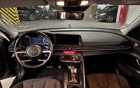 Hyundai Elantra, 2022 год, 2 250 000 рублей, 15 фотография