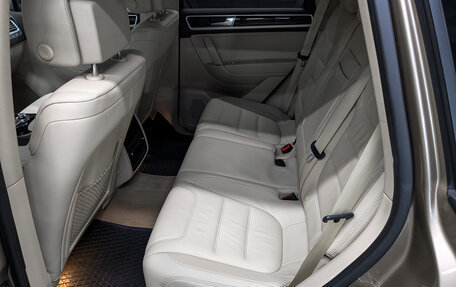 Volkswagen Touareg III, 2016 год, 3 390 000 рублей, 18 фотография