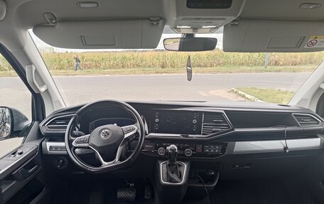 Volkswagen Multivan T6 рестайлинг, 2020 год, 5 599 999 рублей, 12 фотография