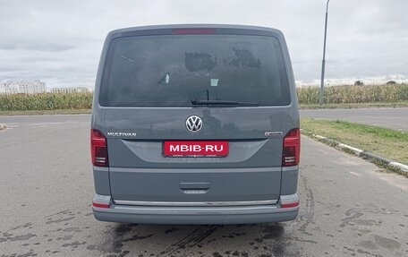Volkswagen Multivan T6 рестайлинг, 2020 год, 5 599 999 рублей, 4 фотография