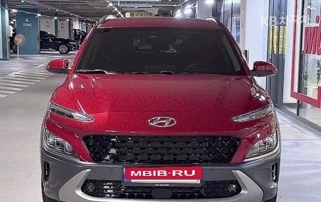 Hyundai Kona I, 2021 год, 2 030 000 рублей, 2 фотография