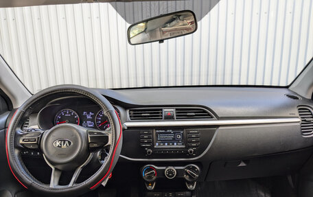 KIA Rio IV, 2020 год, 900 000 рублей, 14 фотография