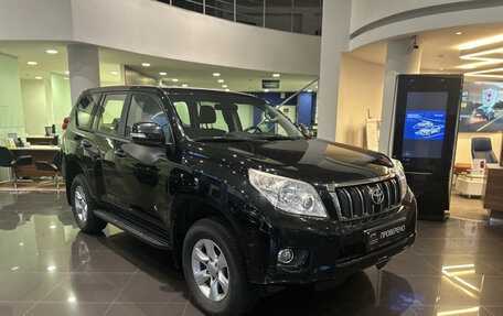 Toyota Land Cruiser Prado 150 рестайлинг 2, 2013 год, 2 931 000 рублей, 7 фотография