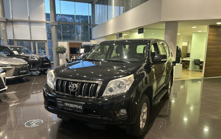 Toyota Land Cruiser Prado 150 рестайлинг 2, 2013 год, 2 931 000 рублей, 5 фотография