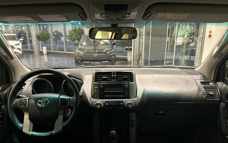 Toyota Land Cruiser Prado 150 рестайлинг 2, 2013 год, 2 931 000 рублей, 18 фотография