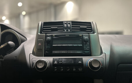 Toyota Land Cruiser Prado 150 рестайлинг 2, 2013 год, 2 931 000 рублей, 19 фотография