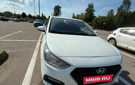 Hyundai Solaris II рестайлинг, 2017 год, 760 000 рублей, 3 фотография