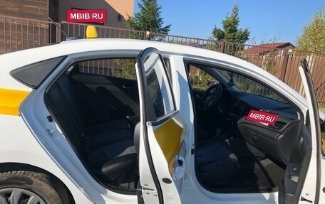 Hyundai Solaris II рестайлинг, 2020 год, 1 200 000 рублей, 8 фотография