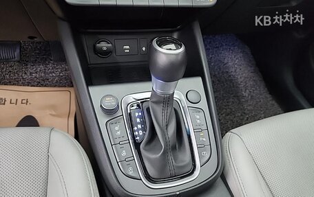 Hyundai Kona I, 2021 год, 2 200 000 рублей, 8 фотография