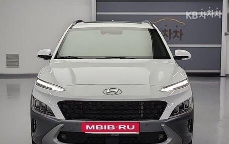 Hyundai Kona I, 2021 год, 2 200 000 рублей, 2 фотография