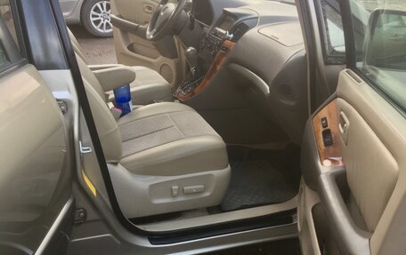 Lexus RX IV рестайлинг, 1999 год, 585 000 рублей, 13 фотография