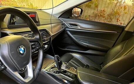 BMW 5 серия, 2018 год, 2 600 000 рублей, 8 фотография