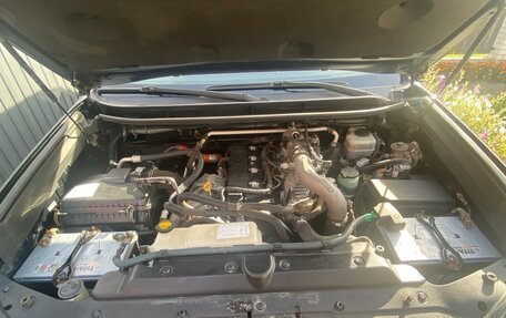 Toyota Land Cruiser Prado 150 рестайлинг 2, 2013 год, 3 440 000 рублей, 17 фотография