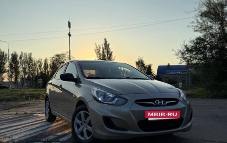 Hyundai Solaris II рестайлинг, 2011 год, 790 000 рублей, 6 фотография