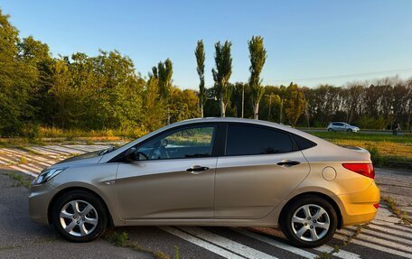 Hyundai Solaris II рестайлинг, 2011 год, 790 000 рублей, 10 фотография