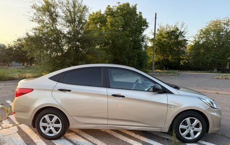 Hyundai Solaris II рестайлинг, 2011 год, 790 000 рублей, 12 фотография