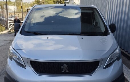Peugeot Expert, 2022 год, 3 000 000 рублей, 3 фотография