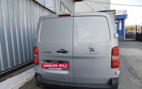 Peugeot Expert, 2022 год, 3 000 000 рублей, 4 фотография