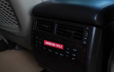 Toyota Land Cruiser 200, 2011 год, 3 150 000 рублей, 20 фотография