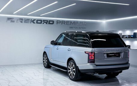 Land Rover Range Rover IV рестайлинг, 2015 год, 4 400 000 рублей, 26 фотография