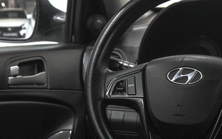 Hyundai Solaris II рестайлинг, 2014 год, 889 900 рублей, 16 фотография