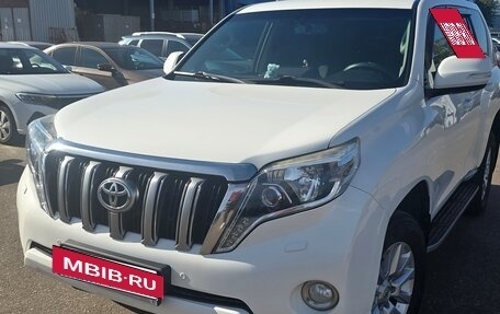 Toyota Land Cruiser Prado 150 рестайлинг 2, 2014 год, 3 200 000 рублей, 2 фотография