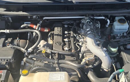 Toyota Land Cruiser Prado 150 рестайлинг 2, 2014 год, 3 200 000 рублей, 16 фотография