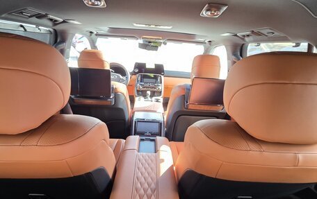 Lexus LX, 2025 год, 24 000 000 рублей, 10 фотография