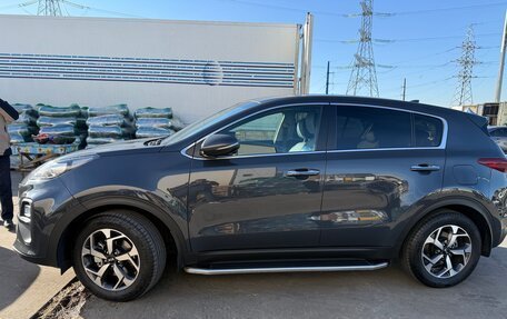 KIA Sportage IV рестайлинг, 2021 год, 2 700 000 рублей, 3 фотография