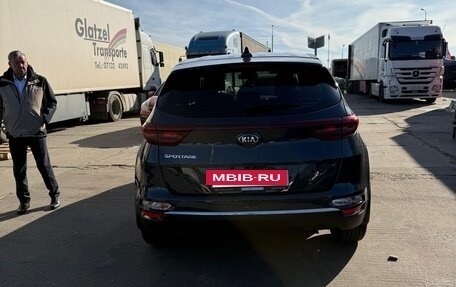 KIA Sportage IV рестайлинг, 2021 год, 2 700 000 рублей, 2 фотография
