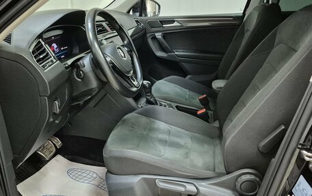 Volkswagen Tiguan II, 2018 год, 2 680 000 рублей, 10 фотография