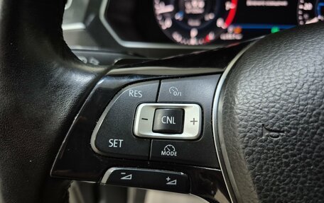 Volkswagen Tiguan II, 2018 год, 2 680 000 рублей, 24 фотография